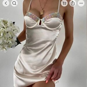 NEW Floral Lace Satin Night Gown